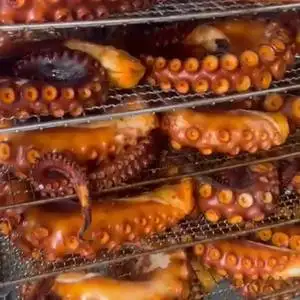 Щупальца осьминога копченые (домашнее холодное копчение, крупные) (вес)