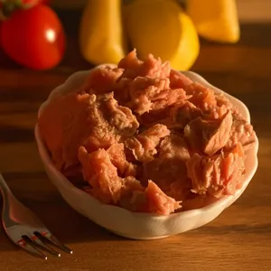 Мясо тунца натуральное в собственном соку (500 гр)