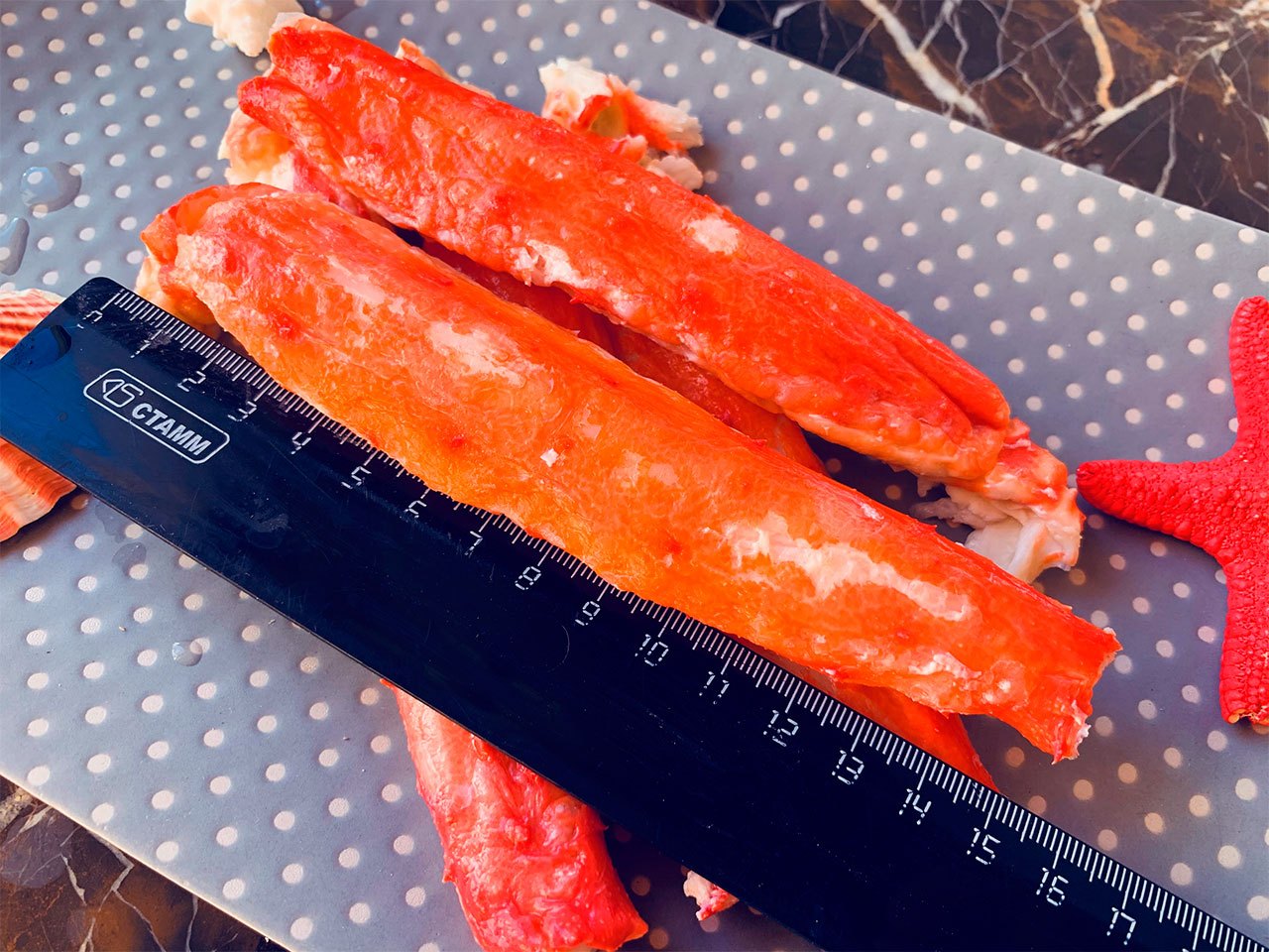 Первая фаланга Камчатского краба очищенная, Экстра крупная 14-16 см (мясо краба сухой заморозки) 0,5 кг